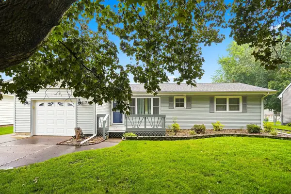 713 N 13th Street, Clinton, IA 52732