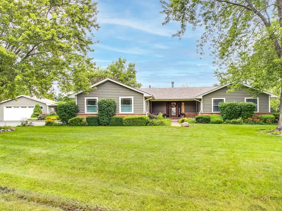 717 Roberts Road, Winthrop Harbor, IL 60096 - #2