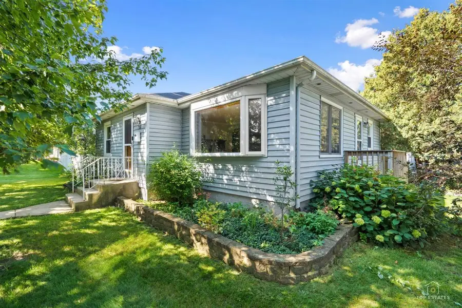 100 S Wisconsin Avenue, Addison, IL 60101 - #2