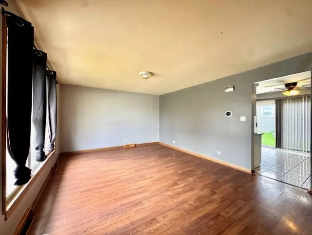 643 N Iowa Avenue, Villa Park, IL 60181 - #3