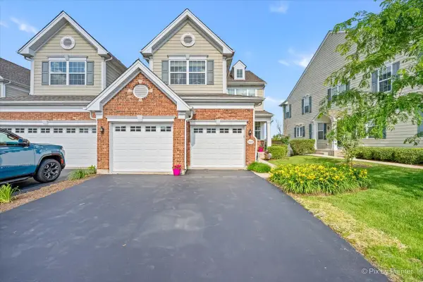 1155 Falcon Ridge Drive, Elgin, IL 60124