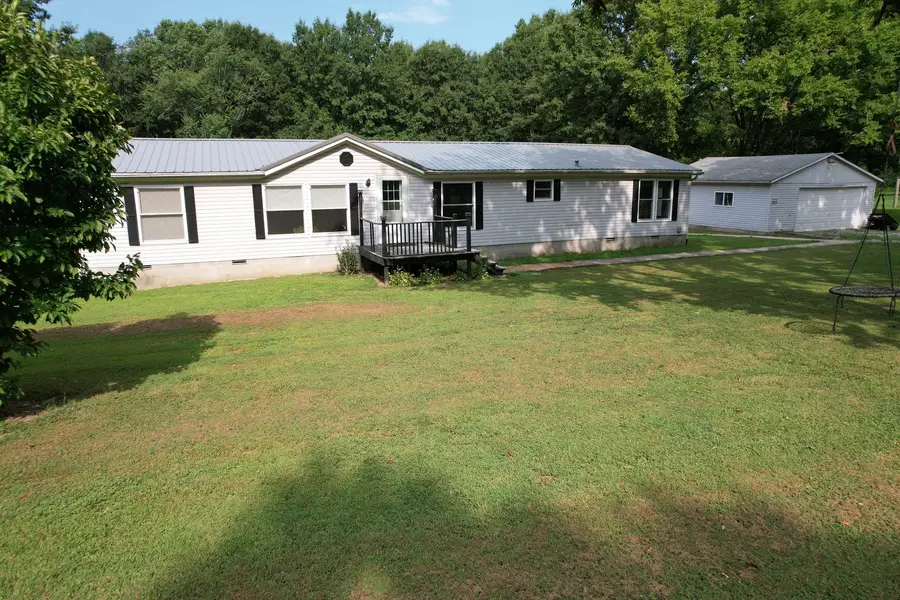906 S Jefferson Street, Kell, IL 62853 - #3