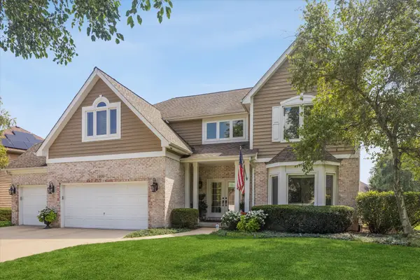 1400 Monarch Circle, Naperville, IL 60564