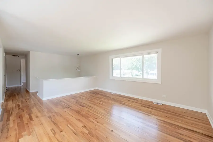 437 S Braintree Drive, Schaumburg, IL 60193 - #3