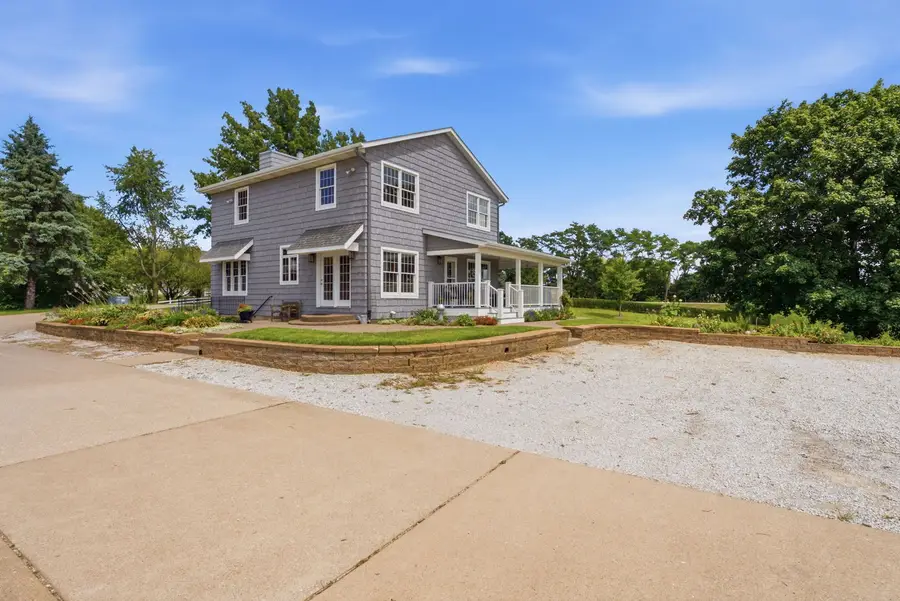 1531 Western Avenue, Blue Grass, IA 52726 - #2