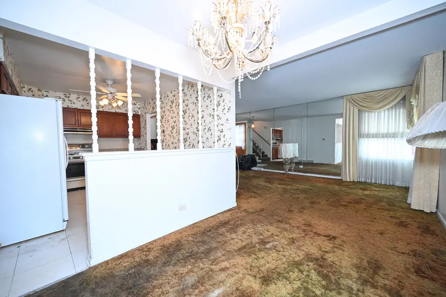1322 S Arlington Heights Road, Arlington Heights, IL 60005 - #2