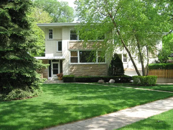 1140 N Northwest Highway, Park Ridge, IL 60068