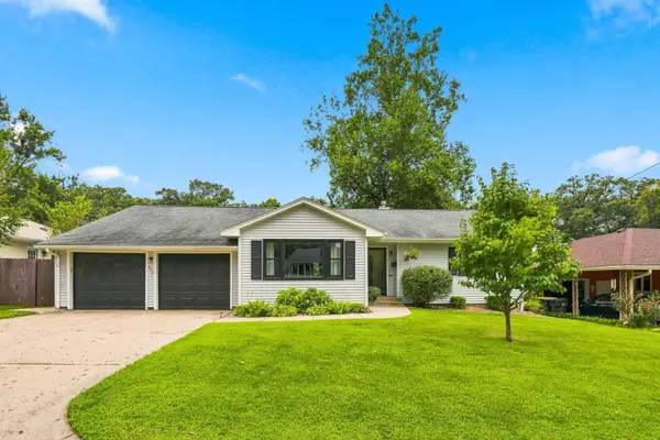 222 Hillcrest Drive, Geneseo, IL 61254