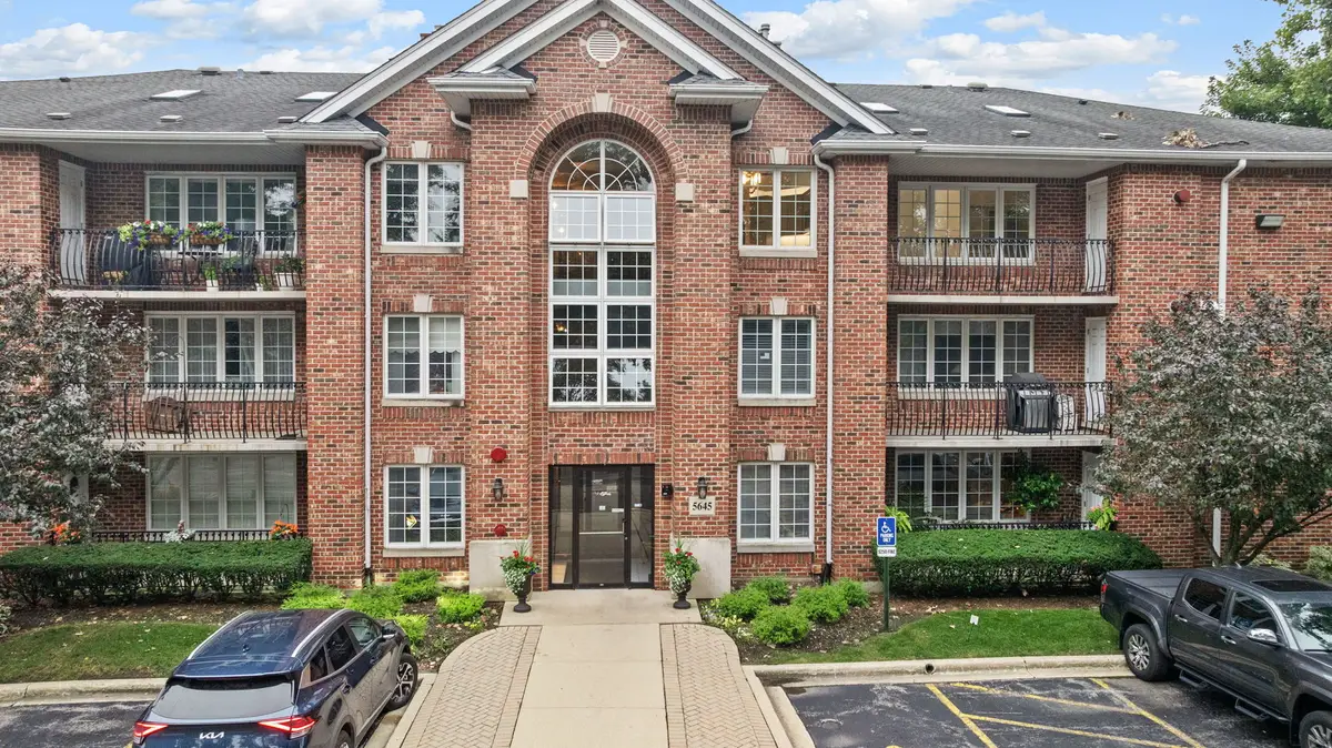 5645 S Cass Avenue #301, Westmont, IL 60559 - #1