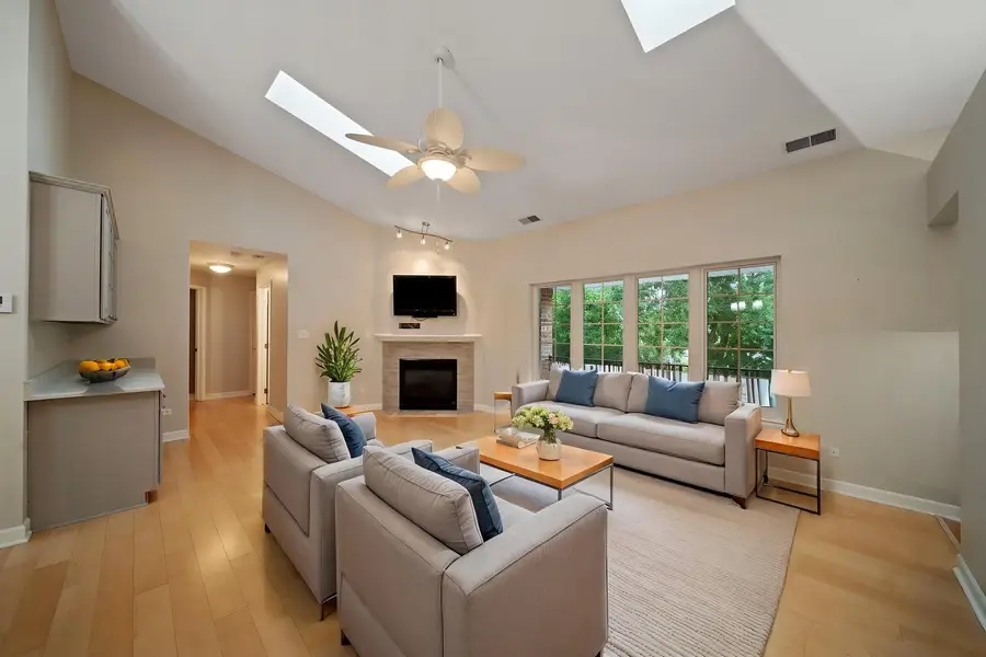 5645 S Cass Avenue #301, Westmont, IL 60559 - #3