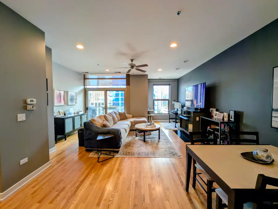 150 W Superior Street #1003, Chicago, IL 60654 - #3