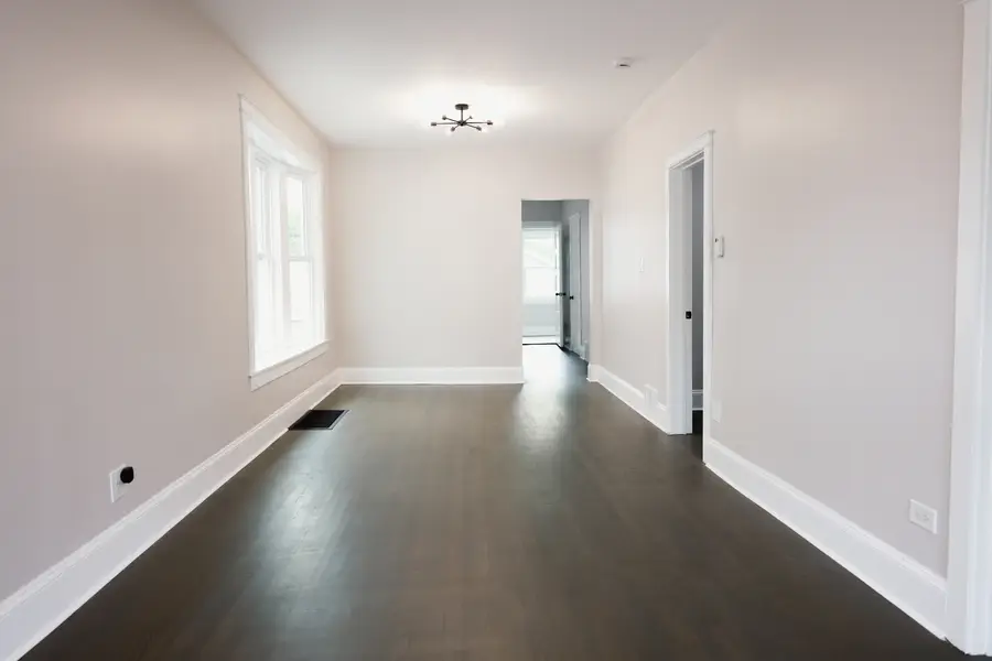 7615 S Champlain Avenue, Chicago, IL 60619 - #2