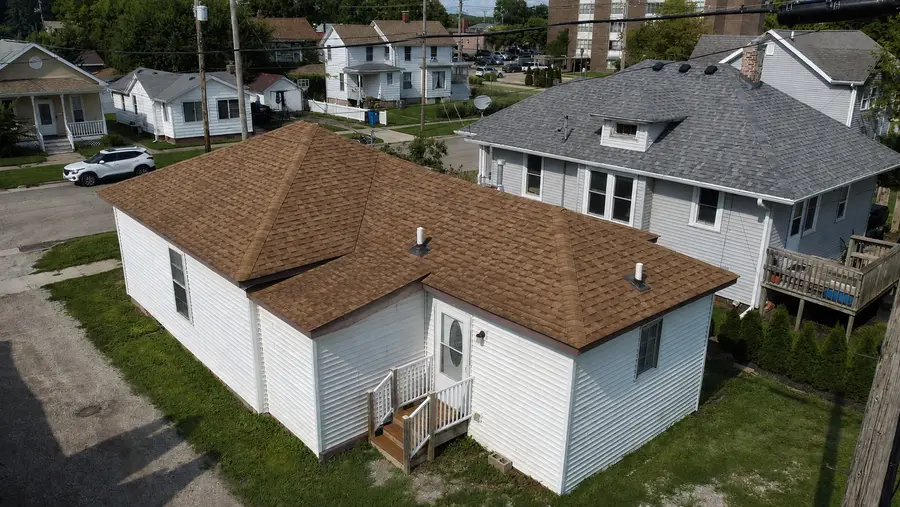 413 W Jackson Street, Ottawa, IL 61350 - #2