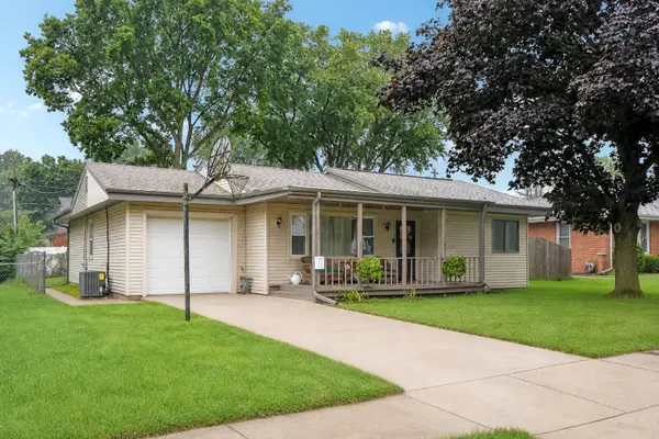 607 Wallace Avenue, Morris, IL 60450