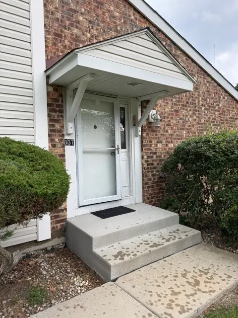 337 E Roland Drive, Glendale Heights, IL 60139 - #1