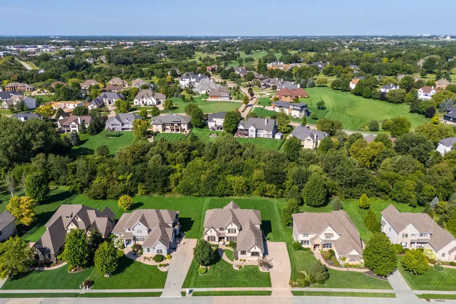 6278 Cardinal Road, Bettendorf, IA 52722 - #3