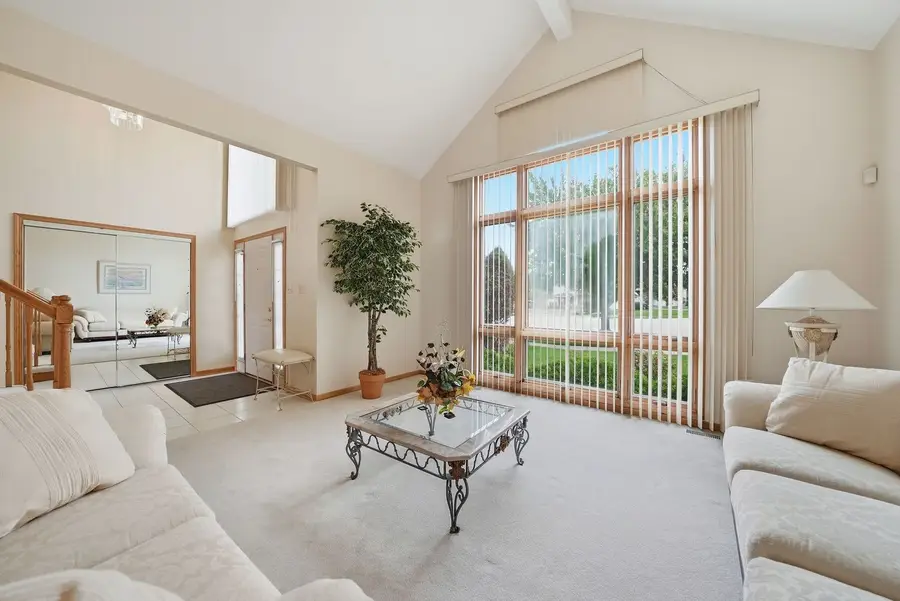 634 Primrose Circle, Matteson, IL 60443 - #3