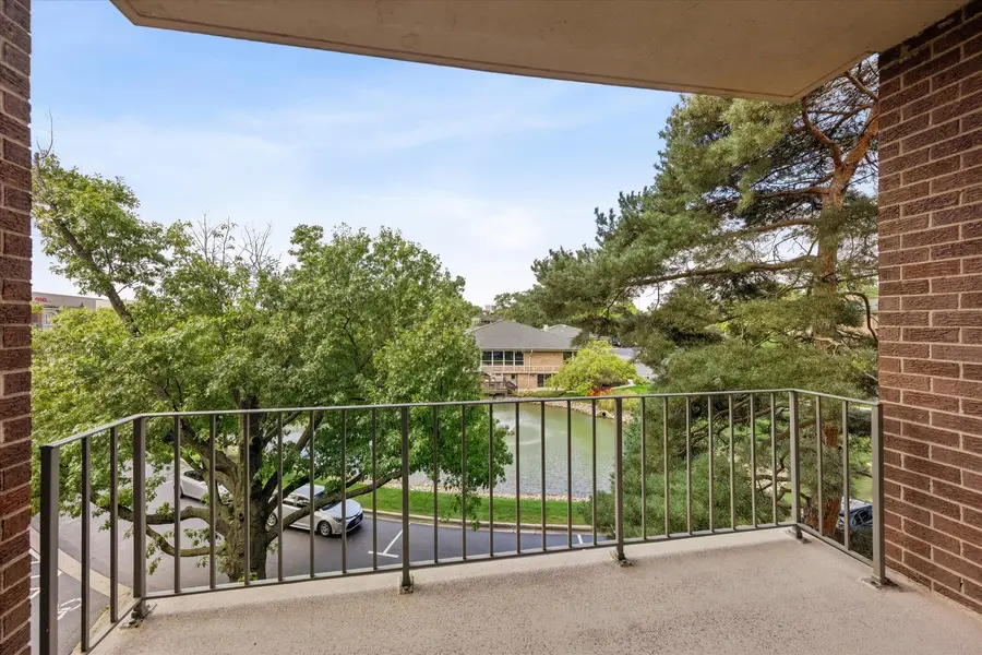 5 Oak Brook Club Drive #S304, Oak Brook, IL 60523 - #3