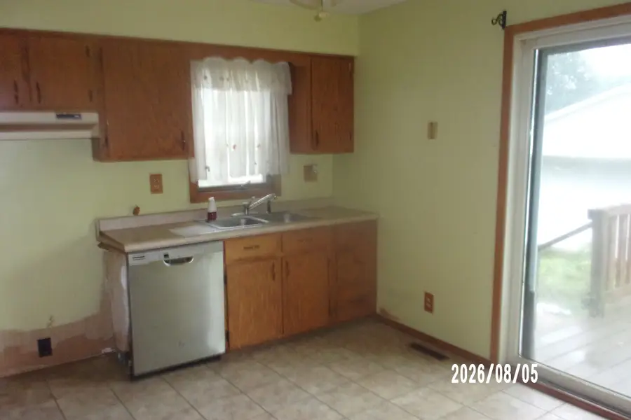 312 E Spruce Street, Chatsworth, IL 60921 - #3