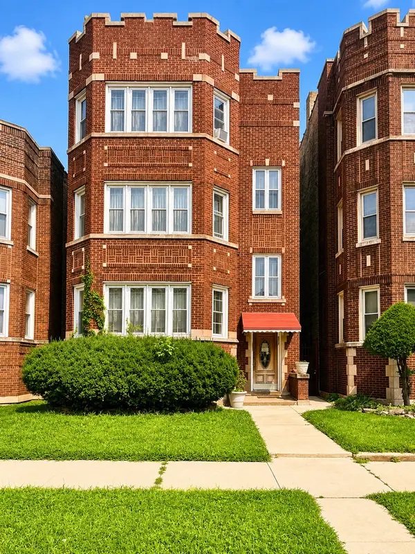 8017 S Rhodes Avenue, Chicago, IL 60619