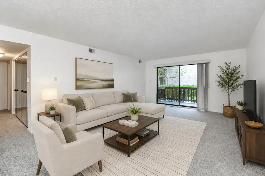 8000 Woodglen Lane #110, Downers Grove, IL 60516 - #3
