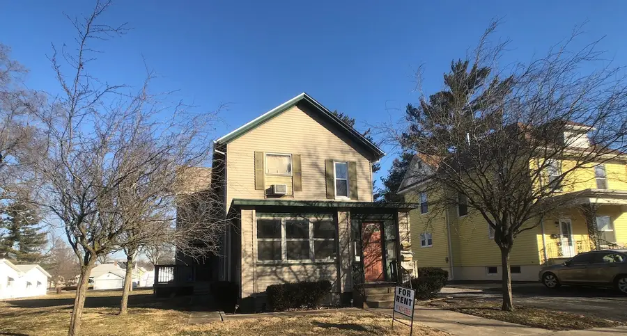 412 E Main Street, Hoopeston, IL 60942 - #2