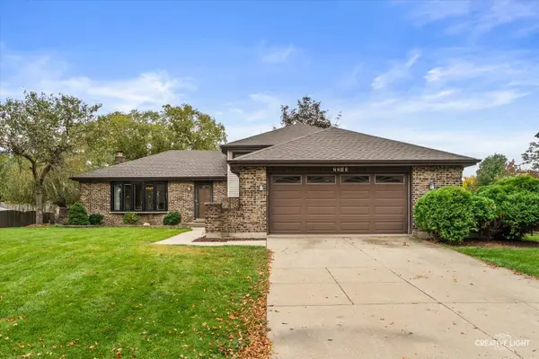 2213 Hamilton Lane, Darien, IL 60561