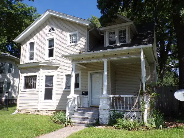 714 E 13th Street, Davenport, IA 52803