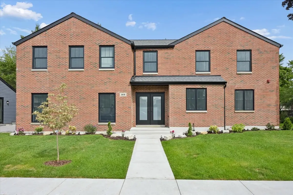 3810 W North Shore Avenue, Lincolnwood, IL 60712 - #1