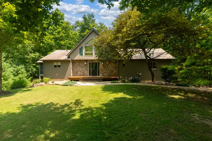 3 Iroquois Trail, Murphysboro, IL 62966 - #3