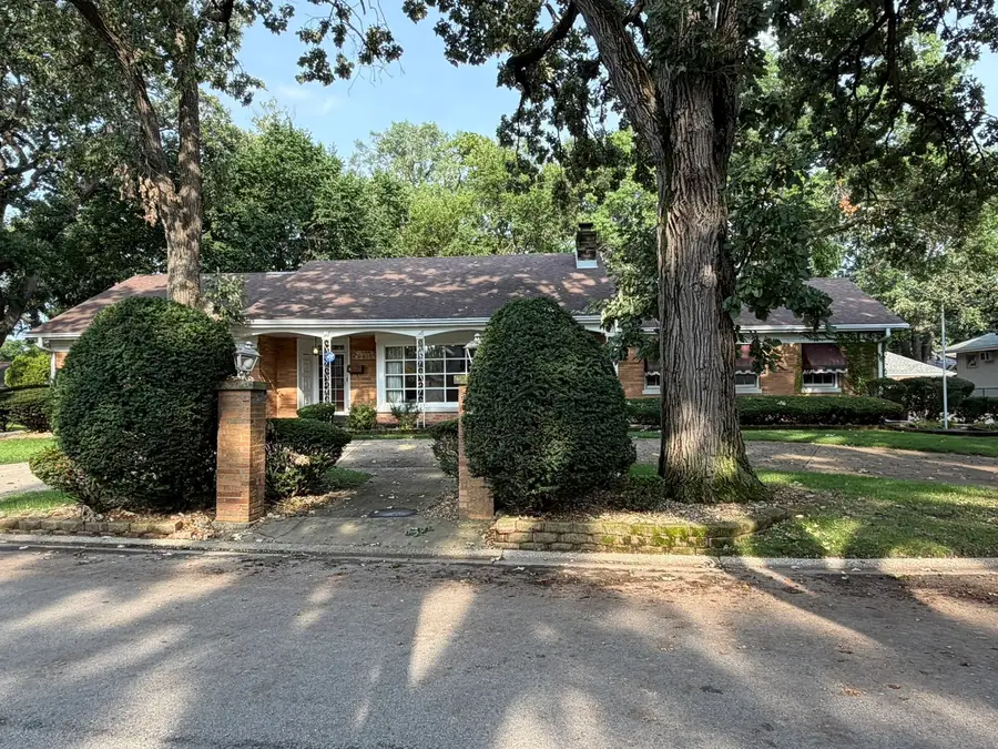 9615 Parkside Avenue, Oak Lawn, IL 60453 - #2