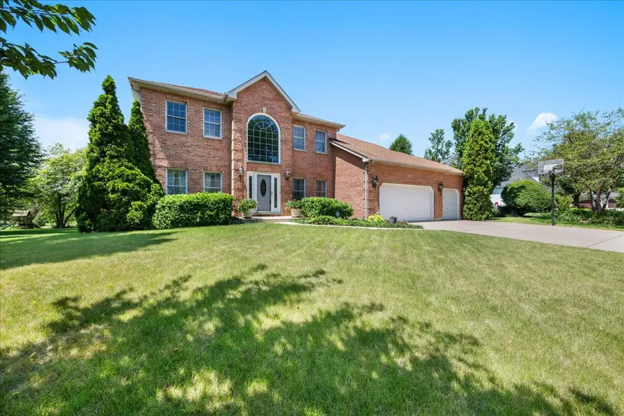 833 Pottawatomie Trail, Batavia, IL 60510 - #2