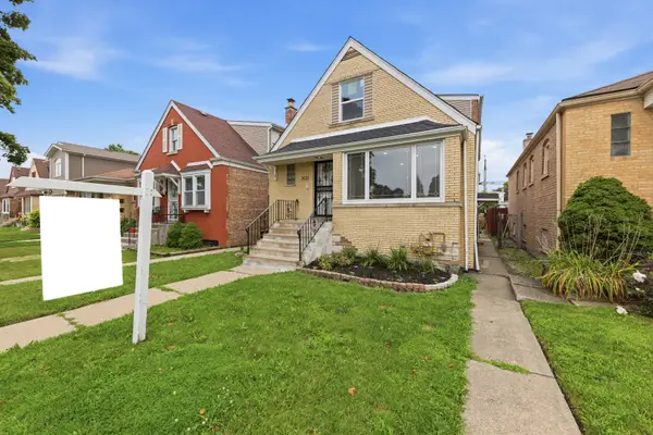 3531 W 73rd Place, Chicago, IL 60629