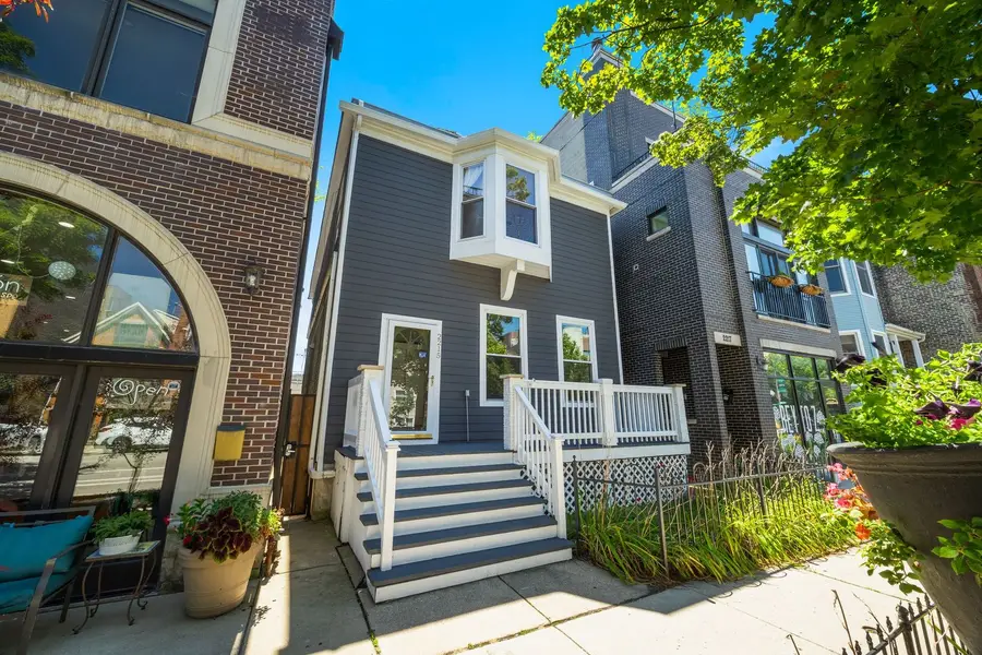 2215 W Roscoe Street, Chicago, IL 60618 - #2