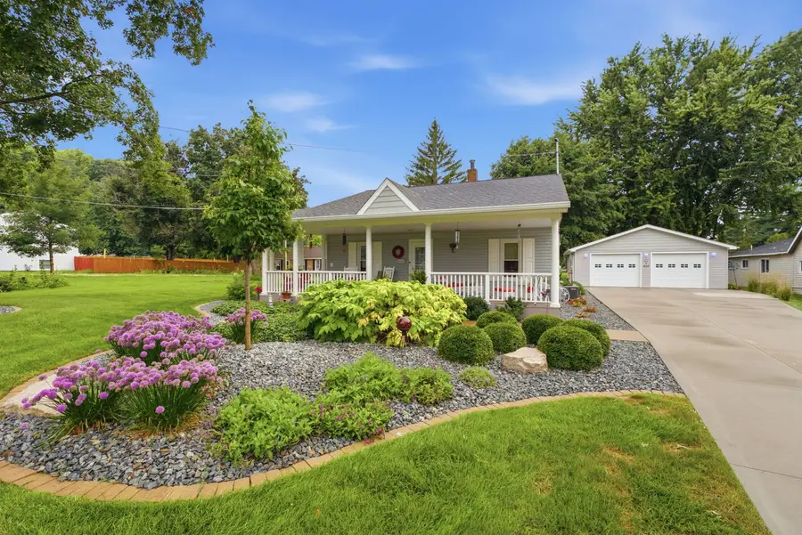 403 15th Street, Rapids City, IL 61278 - #2