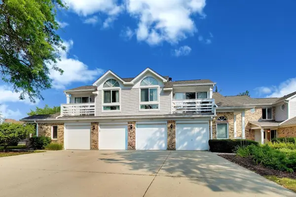 1225 Ranchview Court, Buffalo Grove, IL 60089