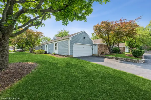 2 Pepperell On Asbury, Rolling Meadows, IL 60008