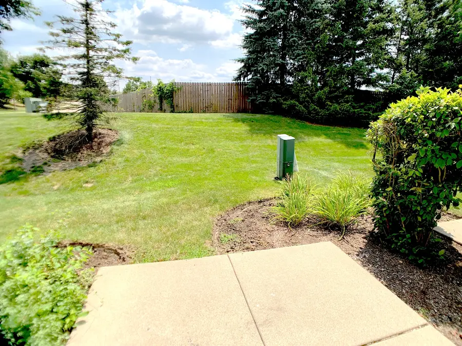 84 Harvest Gate, Lake In The Hills, IL 60156 - #3