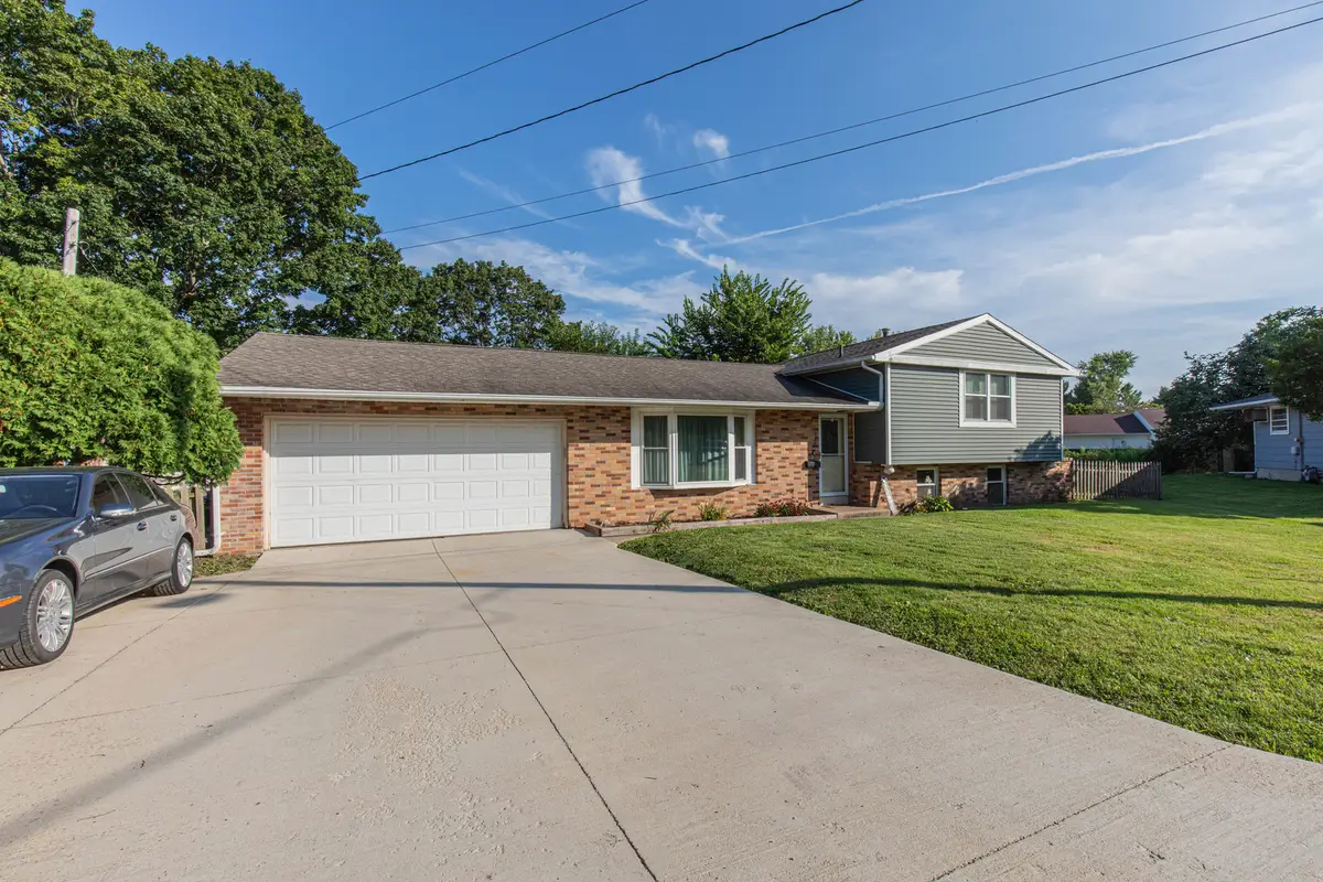 650 Erickson Drive, Princeton, IL 61356 - #1