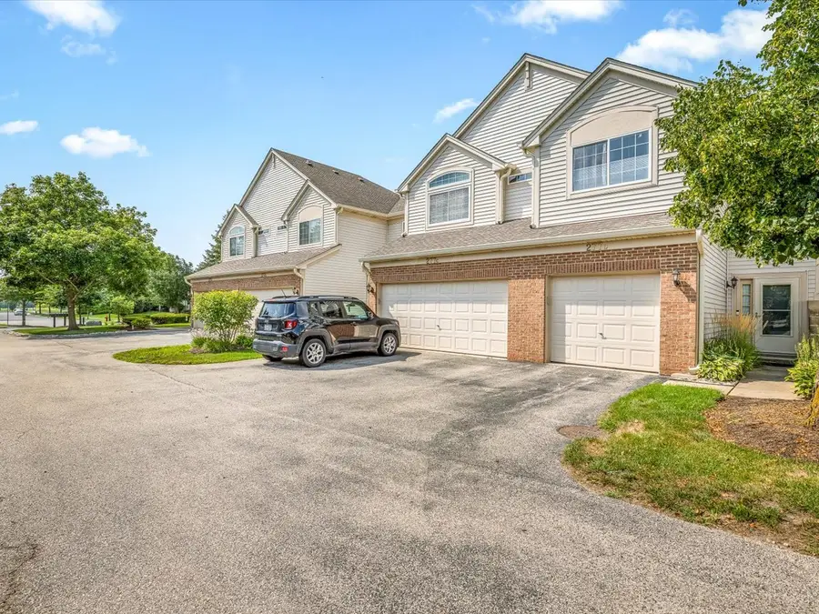 277 Nicole Drive #D, South Elgin, IL 60177 - #2