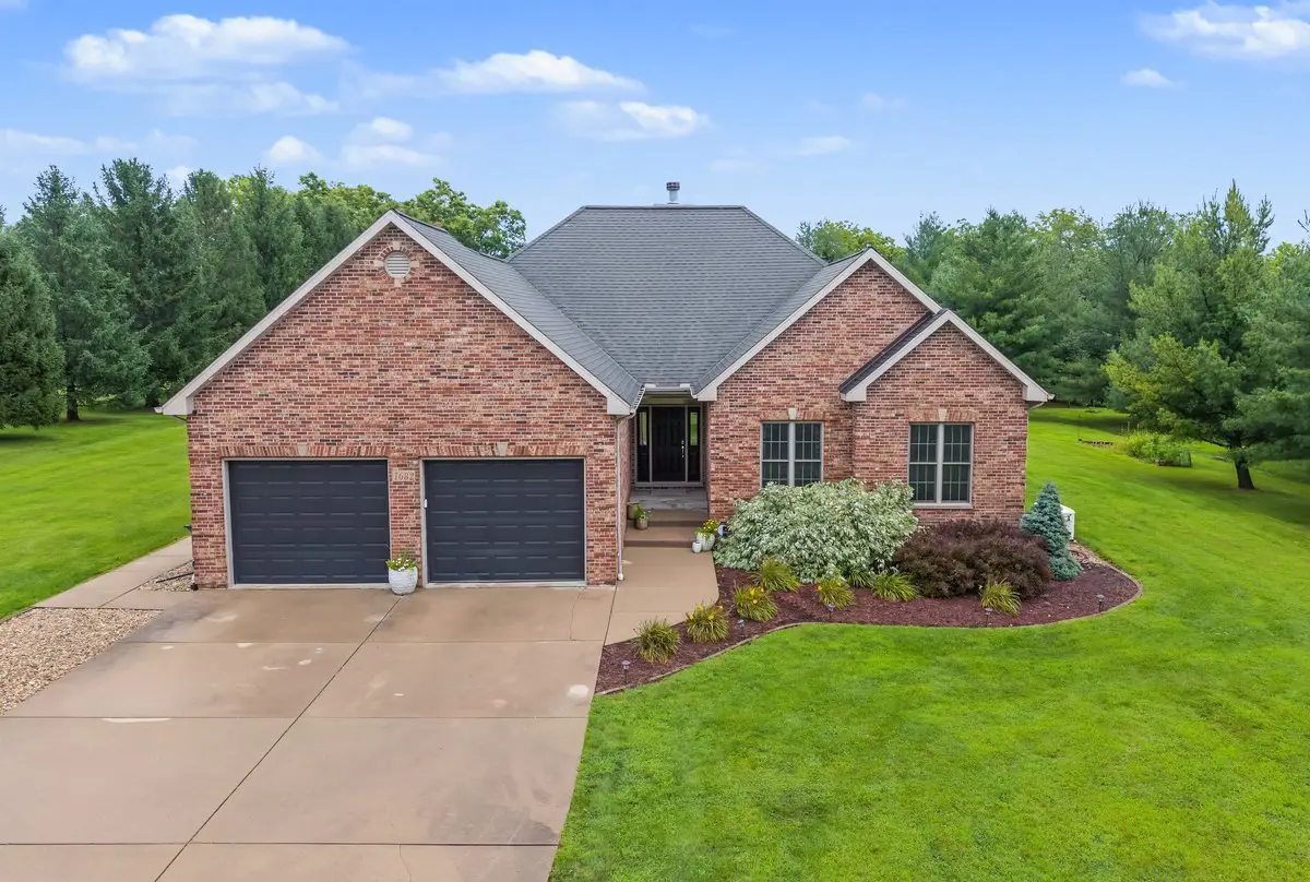 1682 N 2501st Road, Ottawa, IL 61350 - #1