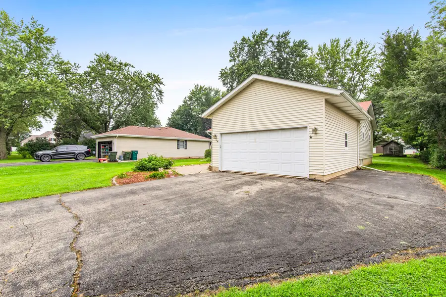 699 Karen Drive, Lake Holiday, IL 60552 - #2
