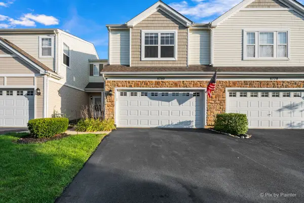6780 Slate Drive, Carpentersville, IL 60110