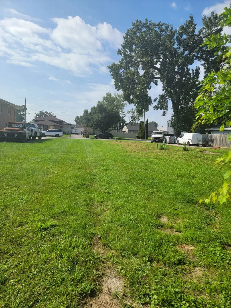 834 E 152nd Street E, Phoenix, IL 60426 - #3