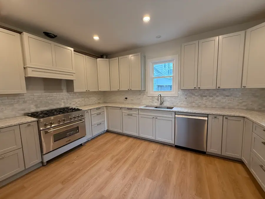 339 N Ridgeland Avenue, Elmhurst, IL 60126 - #2