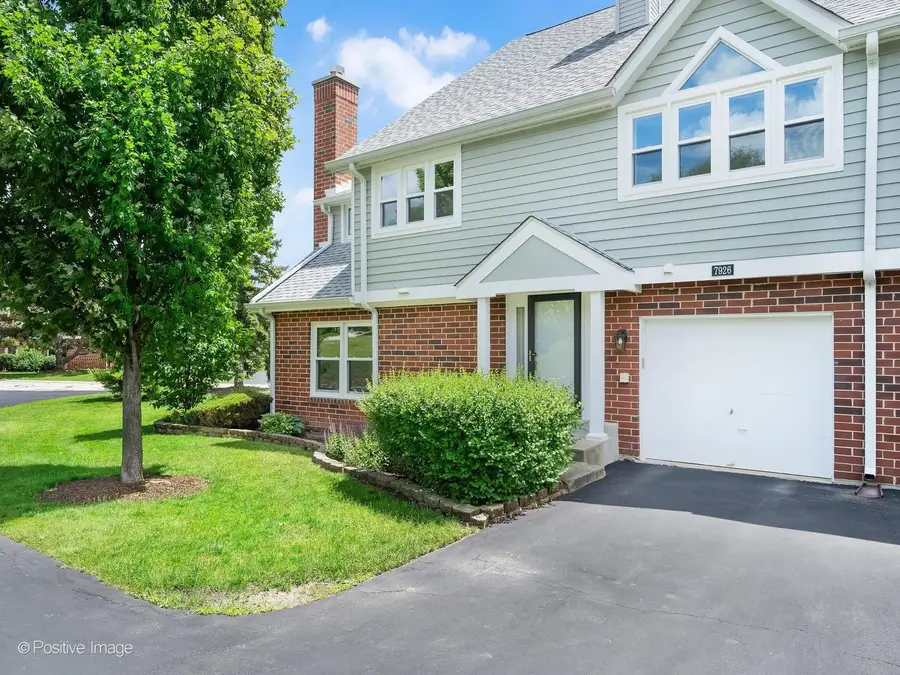 7926 Stewart Drive, Darien, IL 60561 - #2