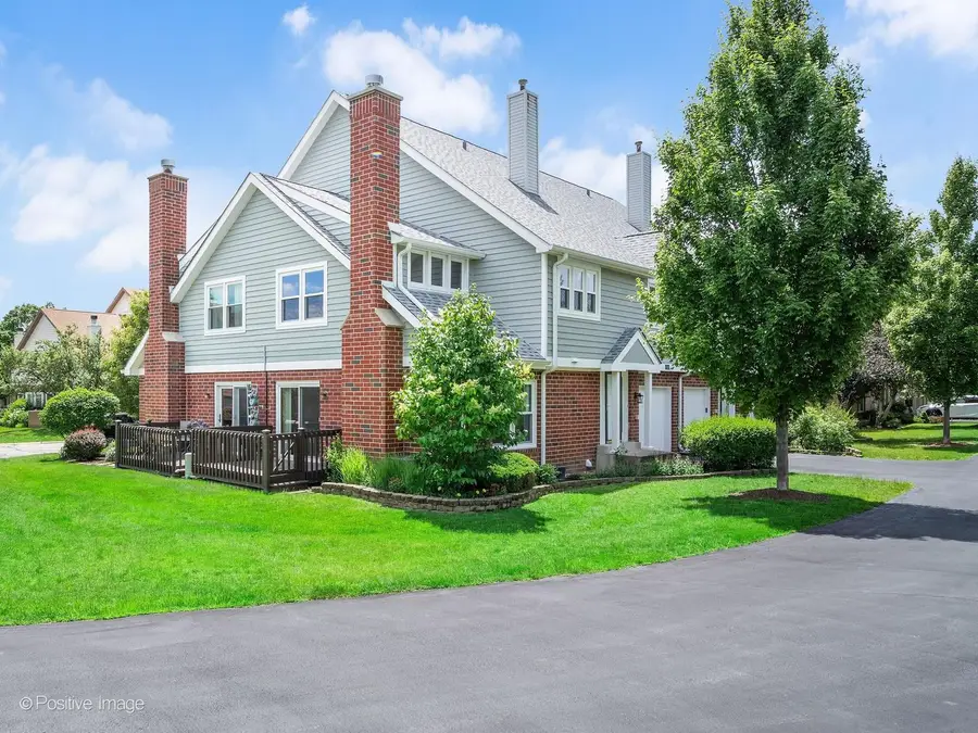 7926 Stewart Drive, Darien, IL 60561 - #3