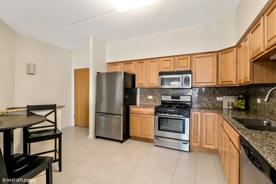 1479 N Milwaukee Avenue #308, Libertyville, IL 60048 - #3