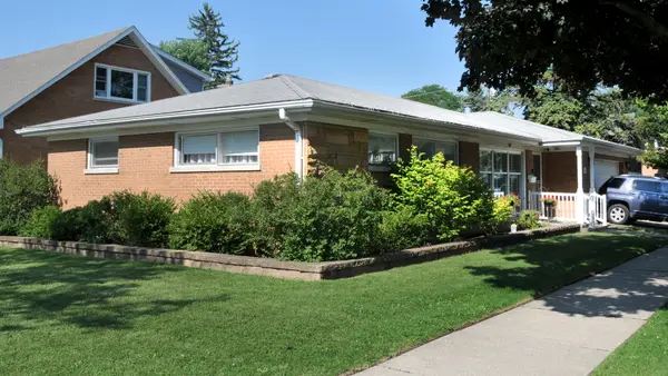 1201 Raymond Avenue, La Grange Park, IL 60526