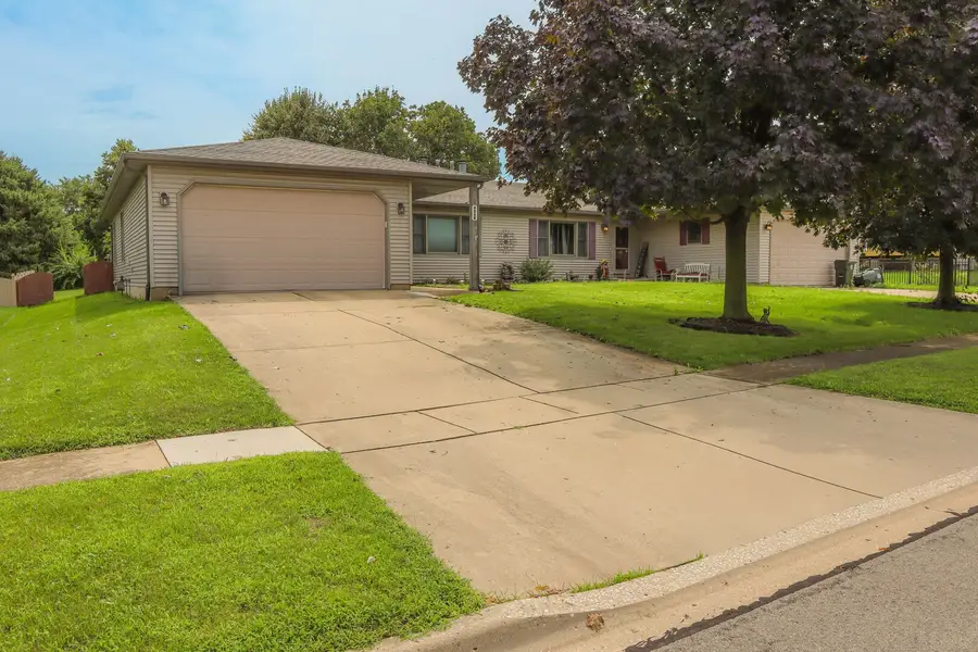 904 Harvest Trail #B, Yorkville, IL 60560 - #3